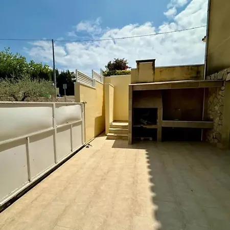 Spacious With Pool In Vall D'umbri * Borriol