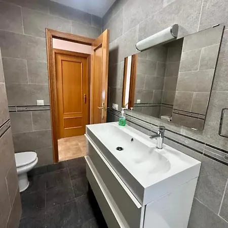 Spacious With Pool In Vall D'umbri * Borriol
