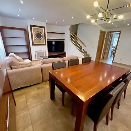 Spacious With Pool In Vall D'umbri Villa *