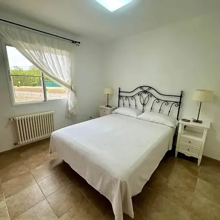 Spacious With Pool In Vall D'umbri * Borriol