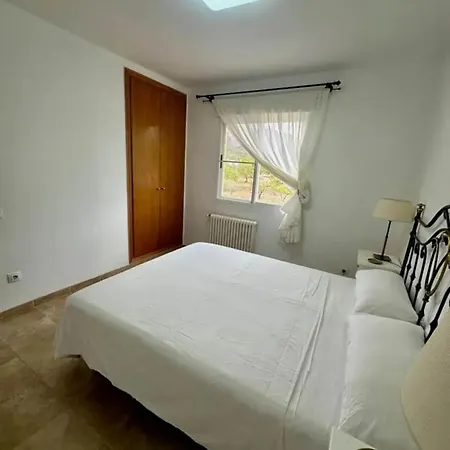 Spacious With Pool In Vall D'umbri