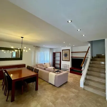 Spacious With Pool In Vall D'umbri * Borriol
